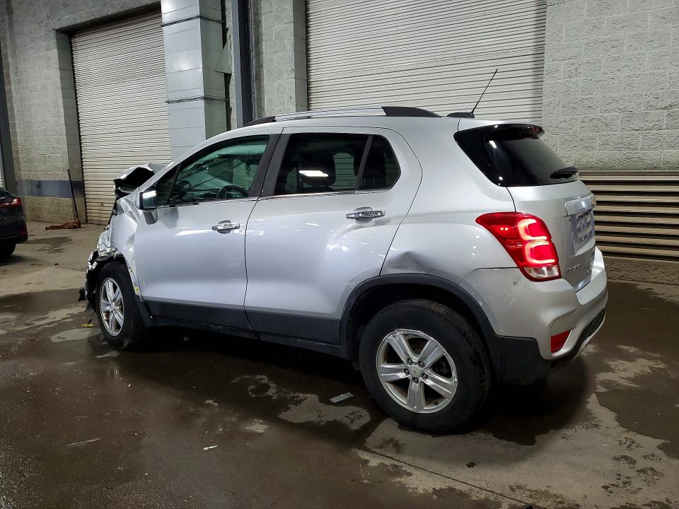 Photo 2 from auction – 2017 CHEVROLET TRAX with VIN KL7CJPSB4HB157609