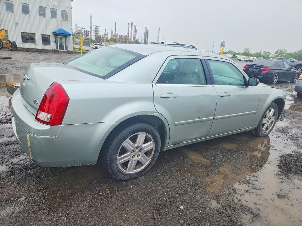 Photo 3 from auction – 2006 CHRYSLER 300 with VIN 2C3KK53G06H307136