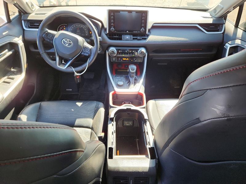 Photo 8 from auction – 2021 TOYOTA RAV4 with VIN 2T3J1RFV2MW212053