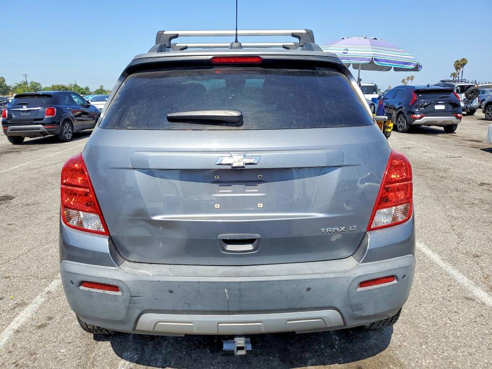 Photo 6 from auction – 2015 CHEVROLET TRAX with VIN KL7CJLSB2FB178495