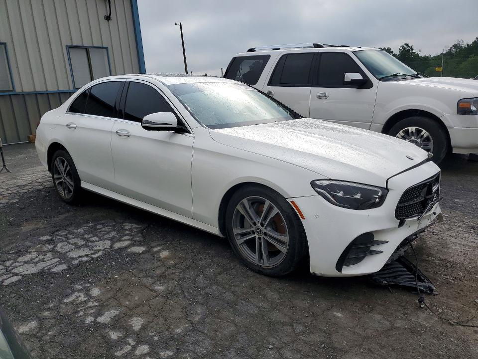 Снимка 4 от търг – 2021 MERCEDES-BENZ E с VIN W1KZF8EB2MA958013