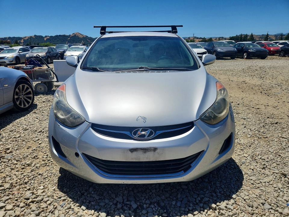Photo 5 from auction – 2013 HYUNDAI ELANTRA with VIN 5NPDH4AE2DH225430