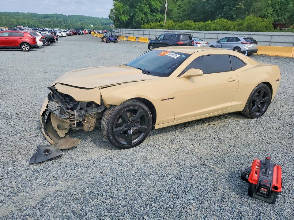 CHEVROLET CAMARO 2014 with VIN 2G1FA1E3XE9157637 - Photo from auction