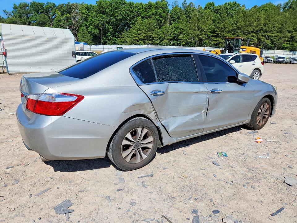 Photo 3 from auction – 2013 HONDA ACCORD with VIN 1HGCR2F30DA042914