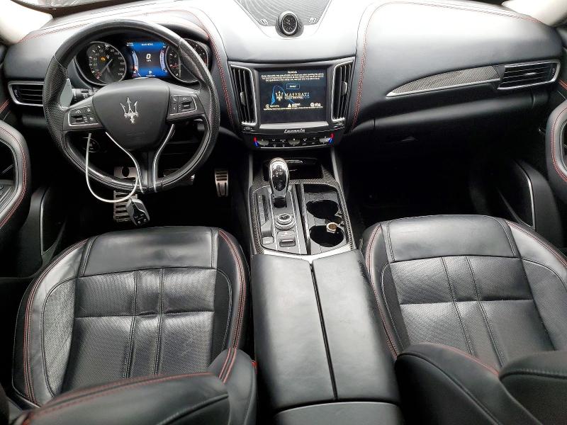 Photo 8 from auction – 2017 MASERATI LEVANTE with VIN ZN661YUS2HX253596