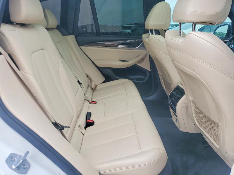 Photo 10 from auction – 2018 BMW X3 with VIN 5UXTR9C50JLD62250