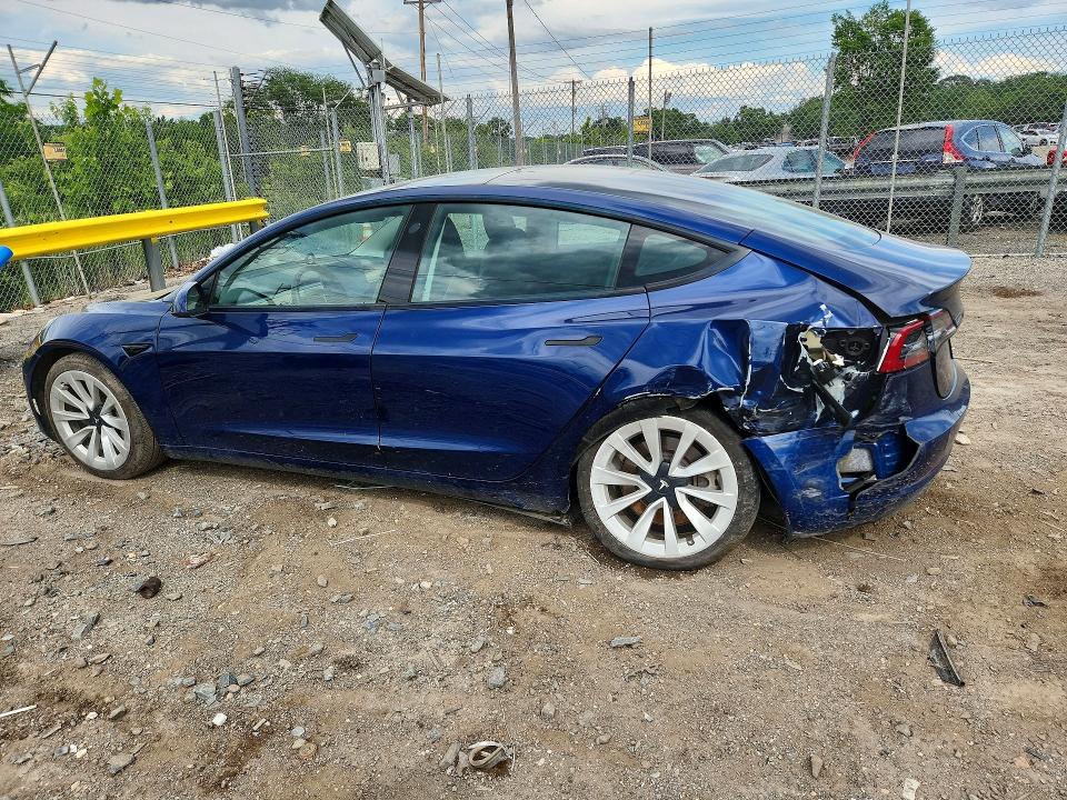 Photo 2 from auction – 2022 TESLA 3 with VIN 5YJ3E1EA7NF185940