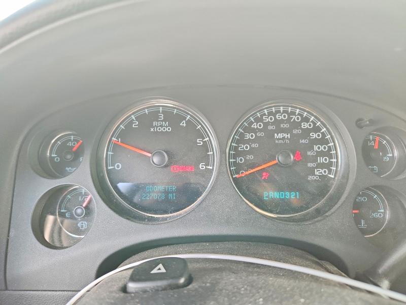 Photo 9 from auction – 2008 CHEVROLET SUBURBAN with VIN 1GNFK16368J224723
