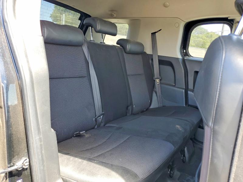 Photo 11 from auction – 2008 TOYOTA FJ CRUISER with VIN JTEBU11F48K014310