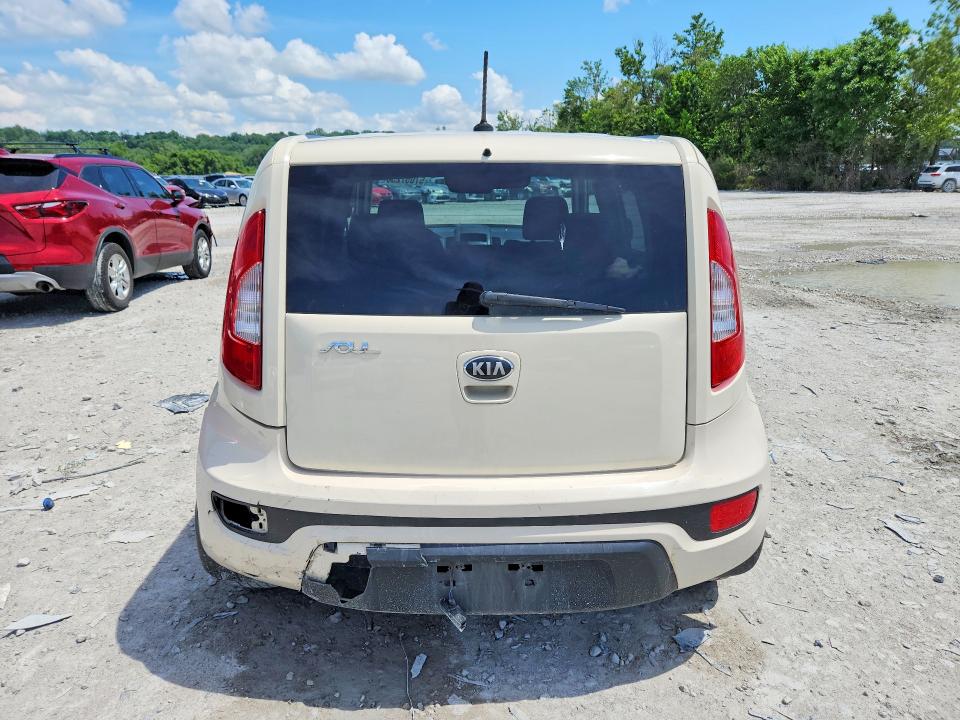 Photo 6 from auction – 2013 KIA SOUL with VIN KNDJT2A50D7762629