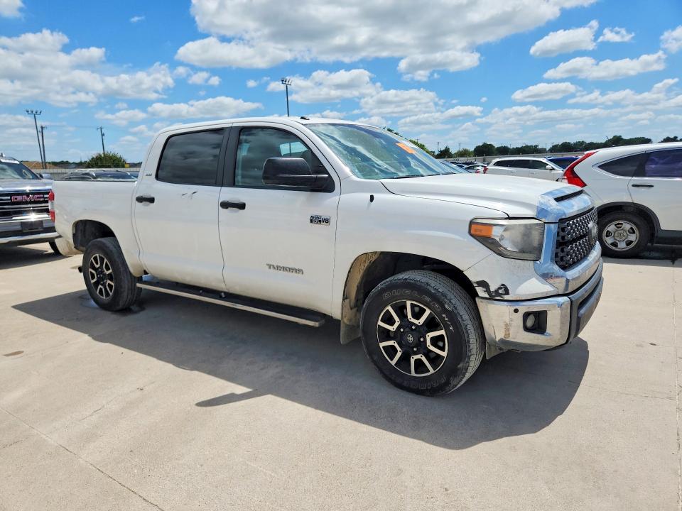 Photo 4 from auction – 2018 TOYOTA TUNDRA with VIN 5TFEY5F15JX232002