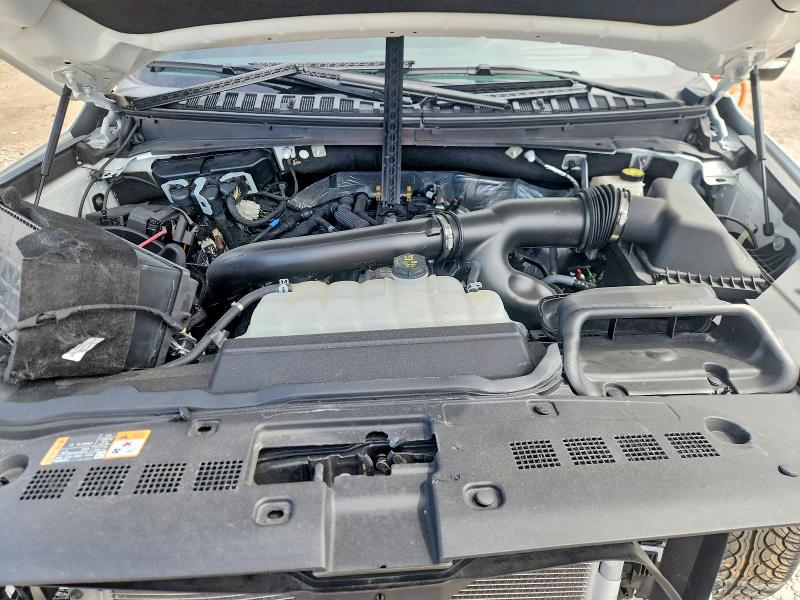 Снимка 11 от търг – 2024 LINCOLN NAVIGATOR с VIN 5LMJJ2LG5REL24575