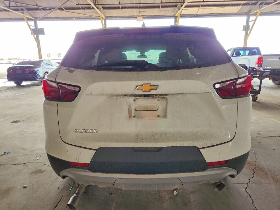 Photo 6 from auction – 2022 CHEVROLET BLAZER with VIN 3GNKBCR40NS116266