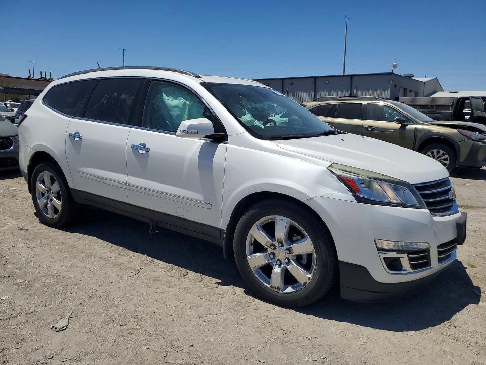 Photo 4 from auction – 2017 CHEVROLET TRAVERSE with VIN 1GNKVJKD4HJ138069