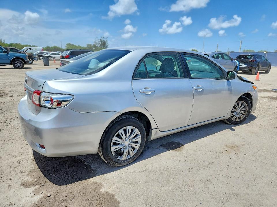 Photo 3 from auction – 2011 TOYOTA COROLLA with VIN 2T1BU4EE5BC688501
