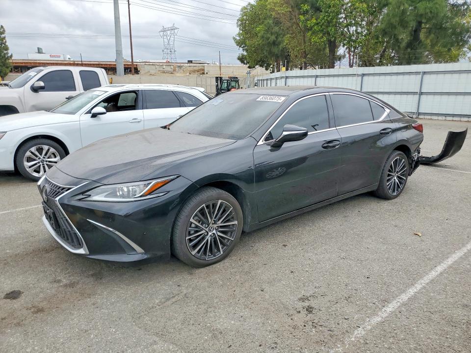 LEXUS ES 300H 2024 with VIN 58ADA1C13RU044528 - Photo from auction