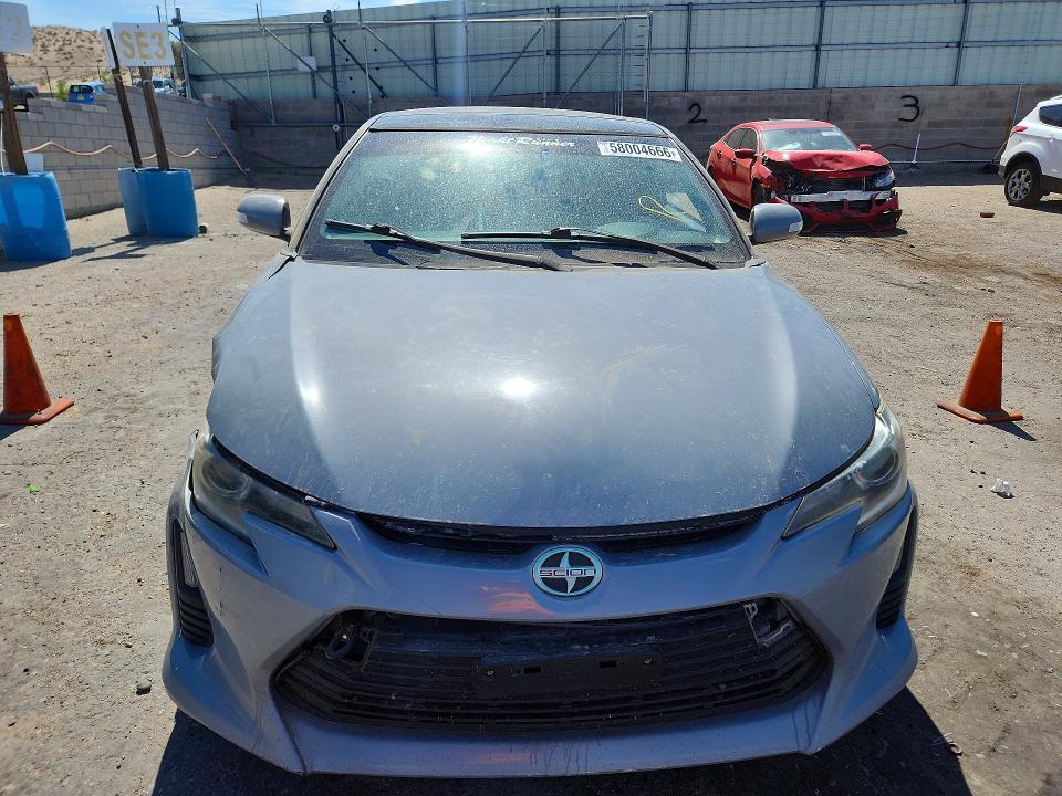 Photo 5 from auction – 2016 SCION TC with VIN JTKJF5C72GJ017811