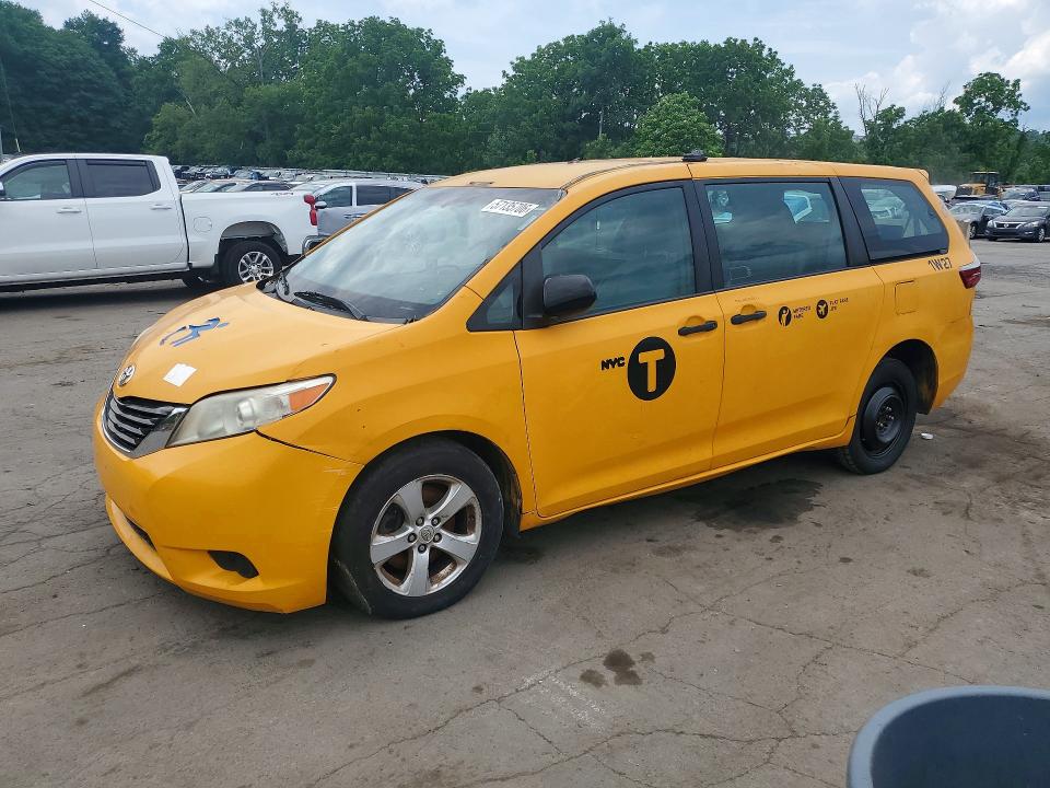 2017 TOYOTA SIENNA - Търг №57135706