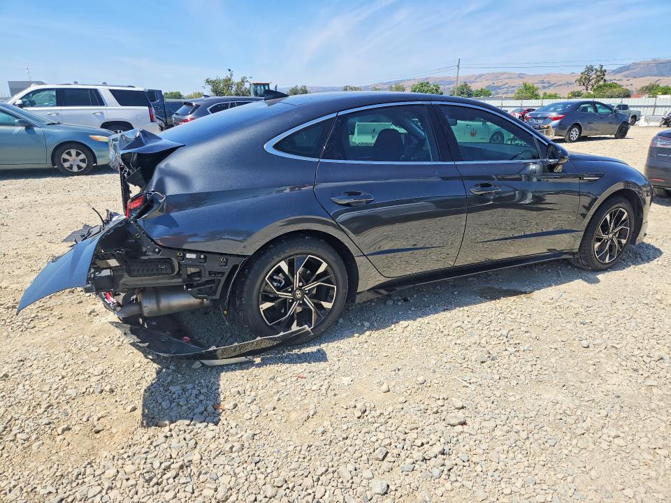 Photo 3 from auction – 2024 HYUNDAI SONATA with VIN KMHL64JA2RA418489