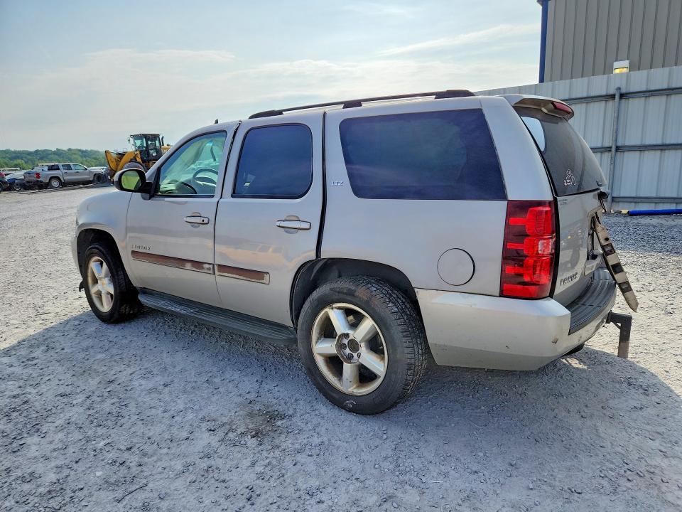 Photo 2 from auction – 2007 CHEVROLET TAHOE with VIN 1GNFK13097J103032