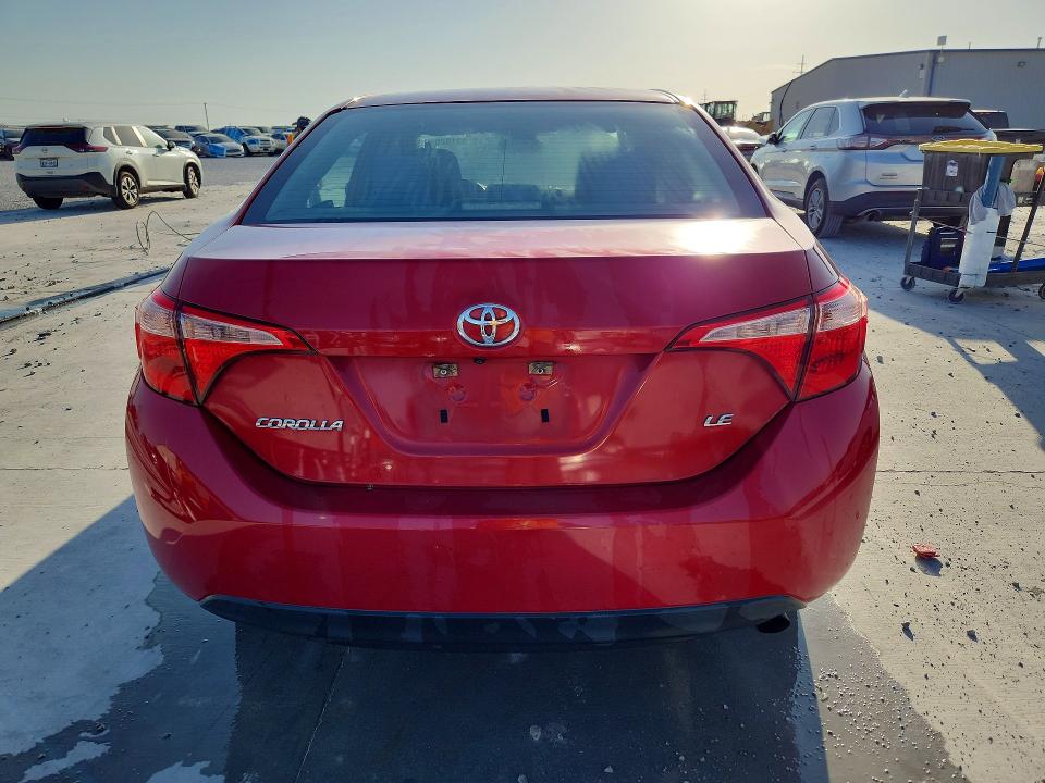 صورة رقم 6 من المزاد - 2018 TOYOTA COROLLA مع VIN 5YFBURHE0JP826467