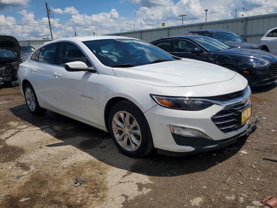 Photo 4 from auction – 2023 CHEVROLET MALIBU with VIN 1G1ZD5ST3PF196340