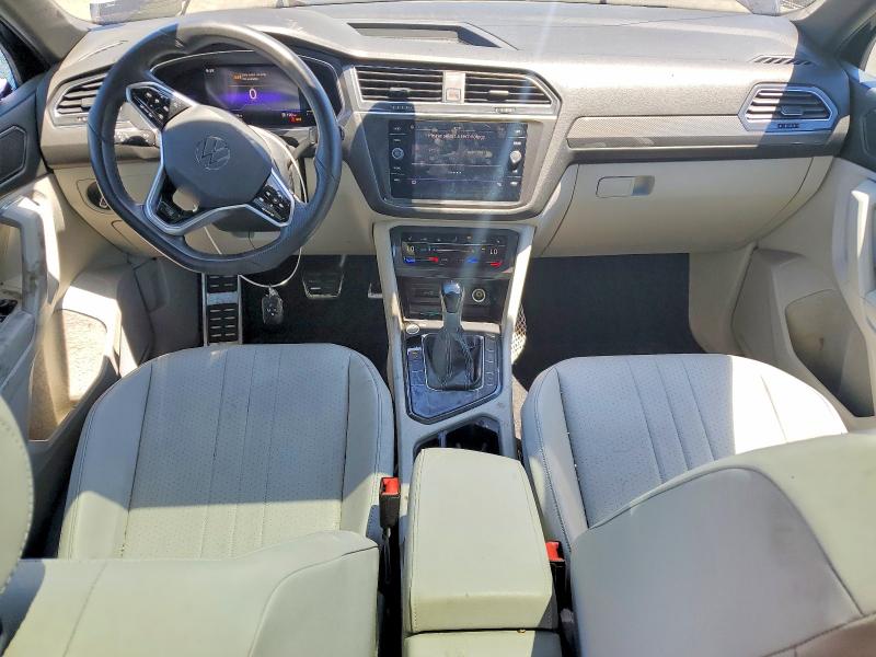 Photo 8 from auction – 2023 VOLKSWAGEN TIGUAN with VIN 3VVCB7AX6PM034142