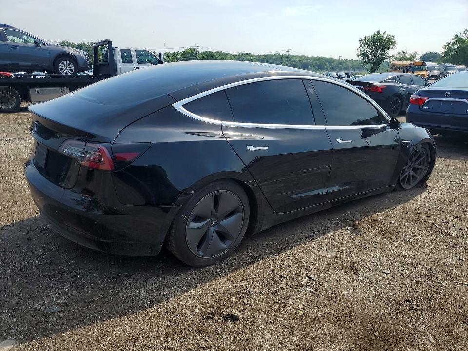 Photo 3 from auction – 2019 TESLA MDL 3 with VIN 5YJ3E1EA2KF395390