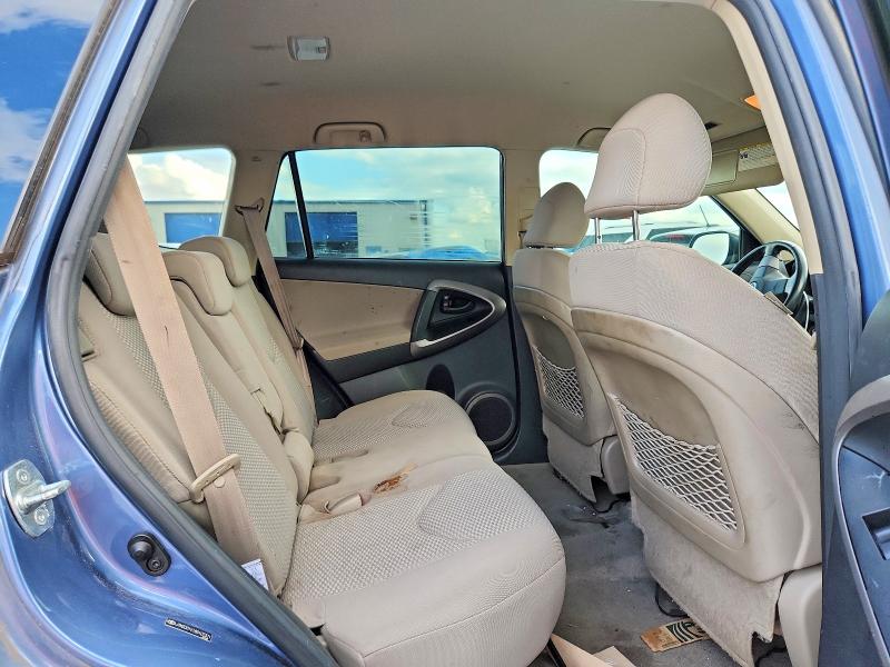 Photo 11 from auction – 2008 TOYOTA RAV4 with VIN JTMZD31V185107371
