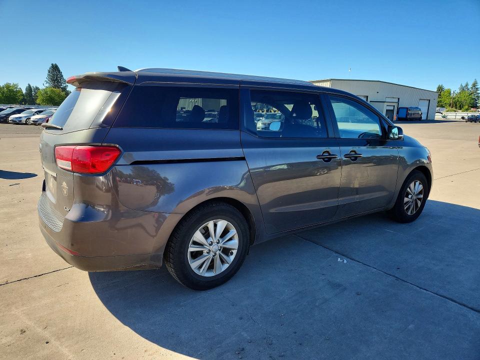 Photo 3 from auction – 2016 KIA SEDONA with VIN KNDMB5C13G6201461