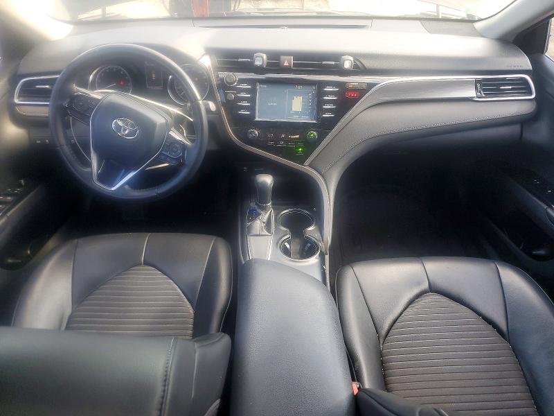 Photo 8 from auction – 2018 TOYOTA CAMRY with VIN 4T1B11HK2JU076293