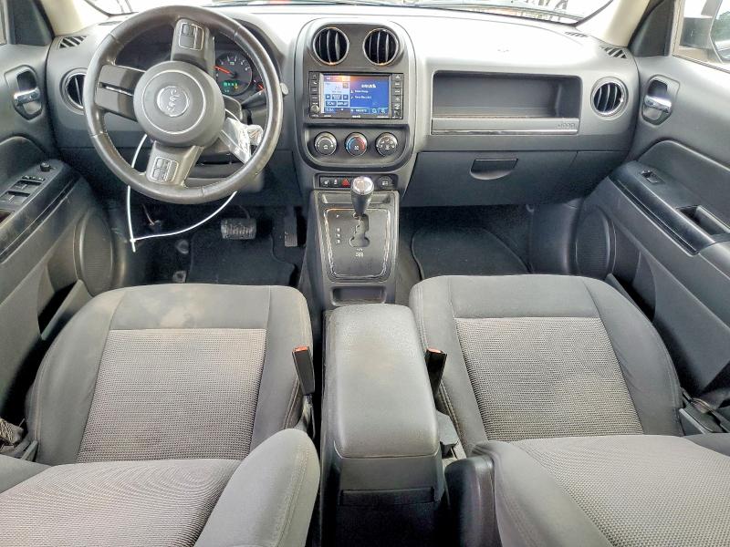 Photo 8 from auction – 2012 JEEP PATRIOT with VIN 1C4NJPFA7CD704690