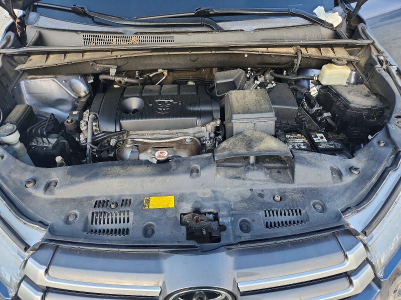 Photo 12 from auction – 2017 TOYOTA HIGHLANDER with VIN 5TDZARFH8HS031706
