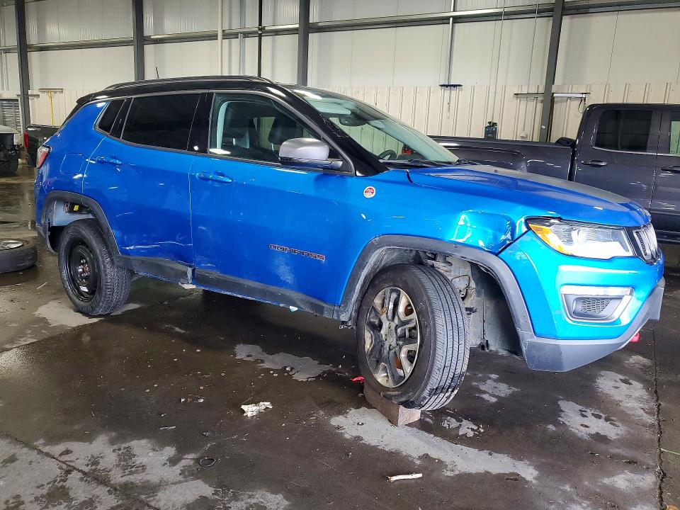 Photo 4 from auction – 2018 JEEP COMPASS with VIN 3C4NJDDB5JT343462