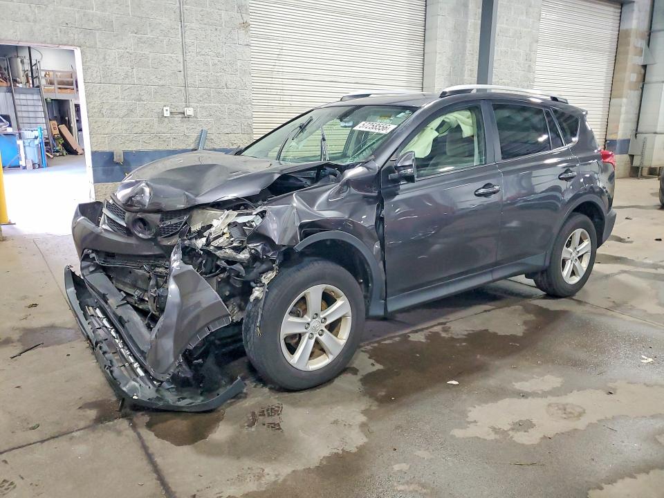 TOYOTA RAV4 2014 with VIN JTMRFREV1EJ009466 - Photo from auction