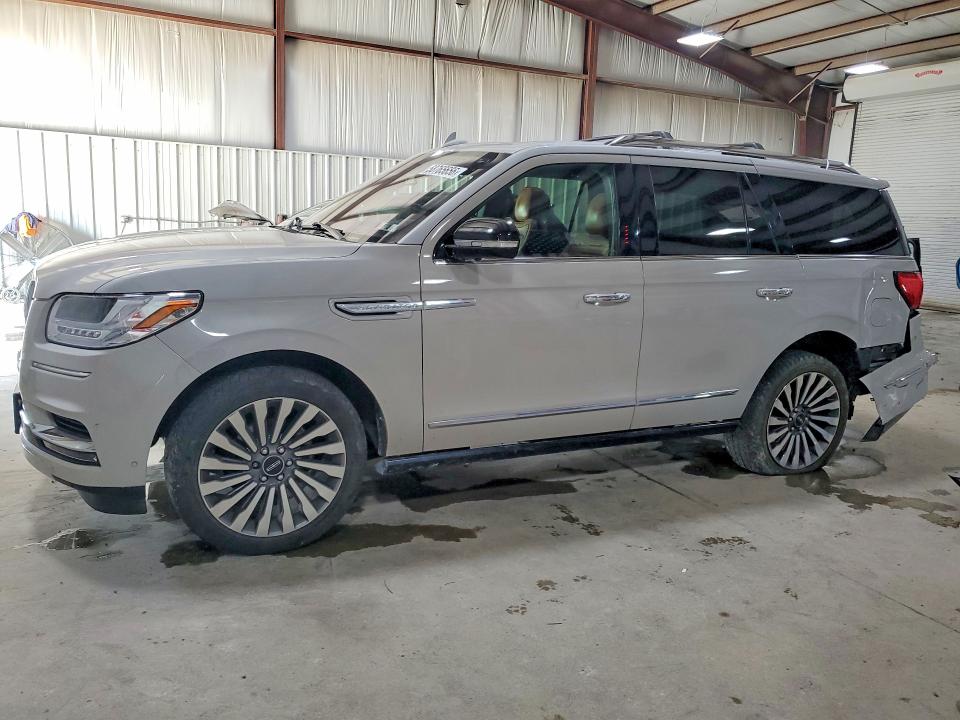 LINCOLN NAVIGATOR 2019 with VIN 5LMJJ2LT5KEL18343 - Photo from auction
