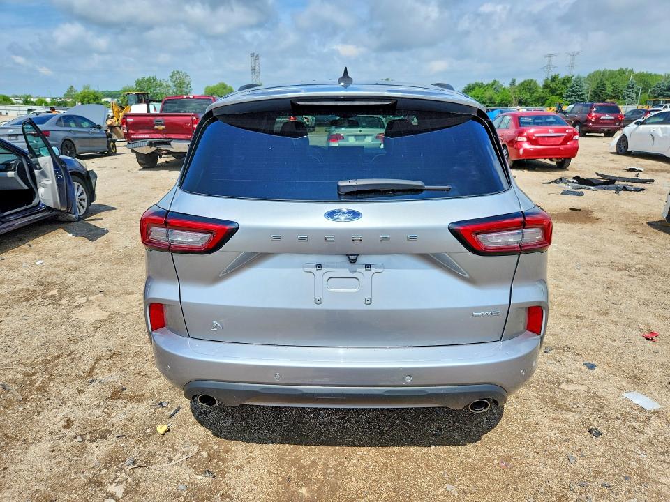 Photo 6 from auction – 2023 FORD ESCAPE with VIN 1FMCU9MN1PUB43145