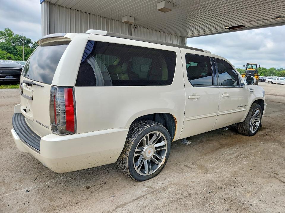 Photo 3 from auction – 2012 CADILLAC ESCALADE with VIN 1GYS4JEF5CR317721