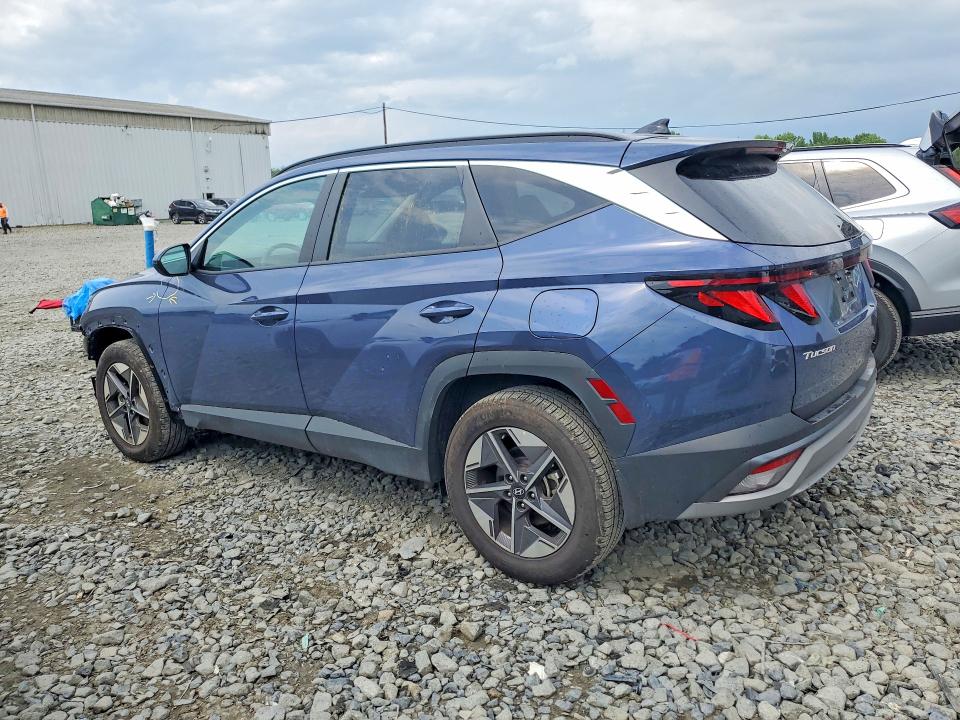 Photo 2 from auction – 2025 HYUNDAI TUCSON with VIN 5NMJBCDE4SH585349
