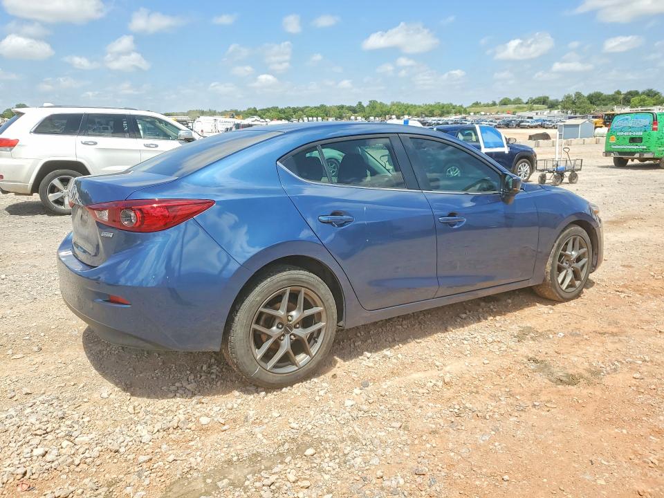 Фото 3 с аукциона – 2017 MAZDA 3 с VIN 3MZBN1U79HM103964
