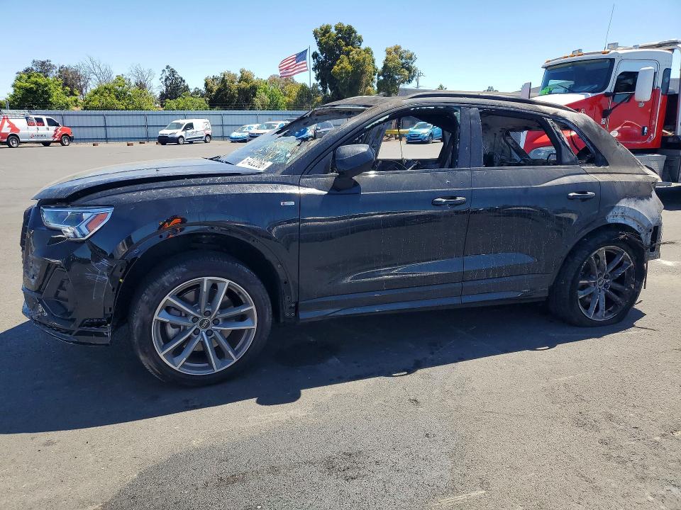 AUDI Q3 2024 with VIN WA1EECF32R1042665 - Photo from auction