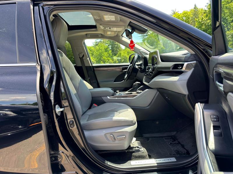 Photo 6 from auction – 2023 TOYOTA HIGHLANDER with VIN 5TDKDRBH4PS001390