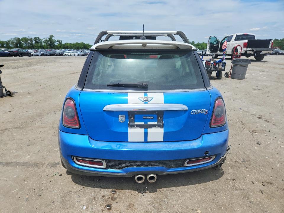 Photo 6 from auction – 2011 MINI COOPER with VIN WMWSV3C58BTY20120