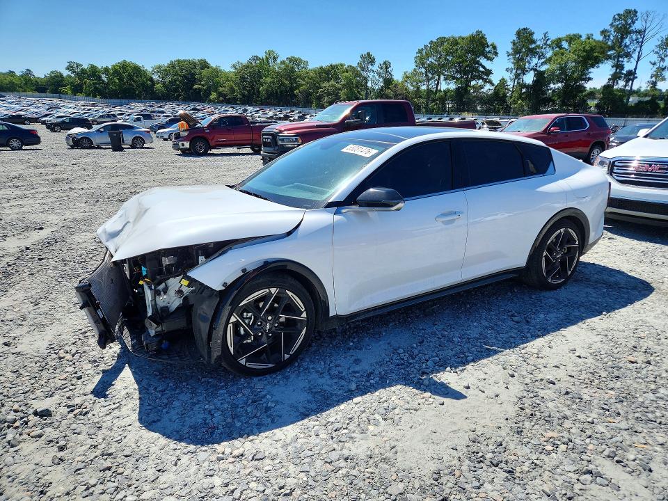KIA K4 2025 with VIN 3KPFW4DE6SE102614 - Photo from auction