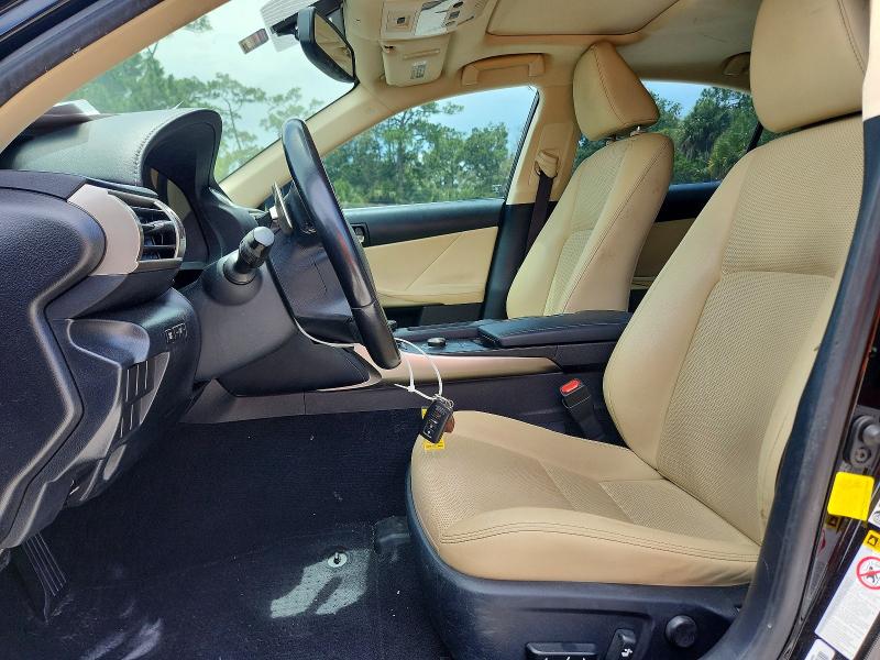 Photo 7 from auction – 2016 LEXUS IS with VIN JTHBA1D21G5017585