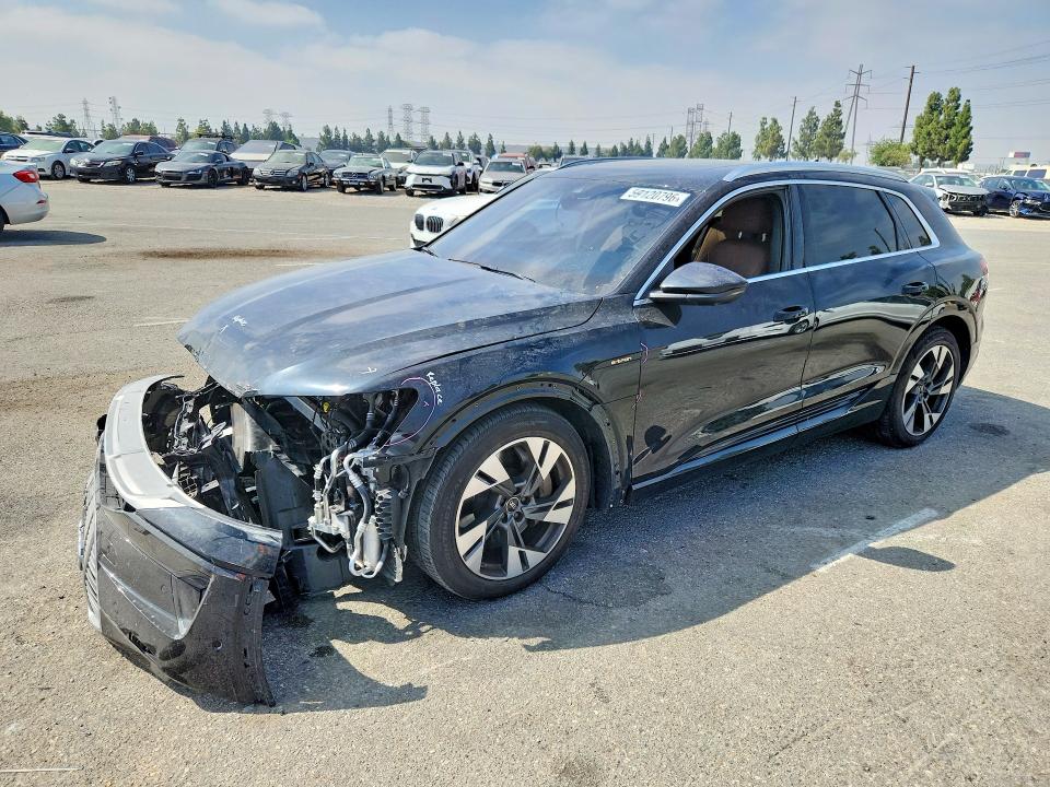 2022 AUDI E-TRON