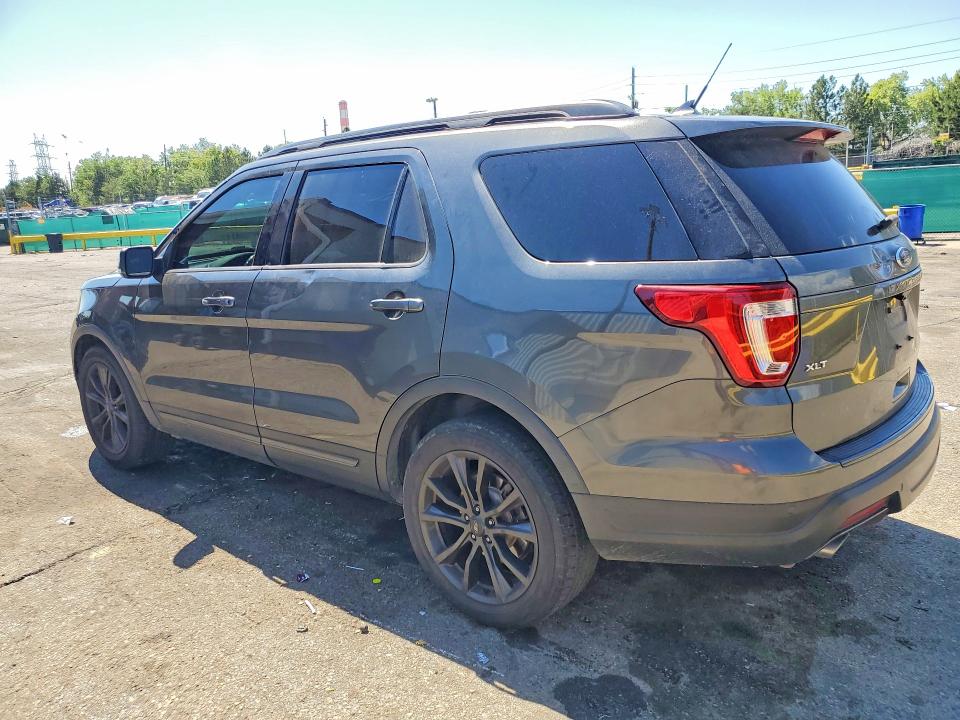 Photo 2 from auction – 2018 FORD EXPLORER with VIN 1FM5K7D8XJGB62649