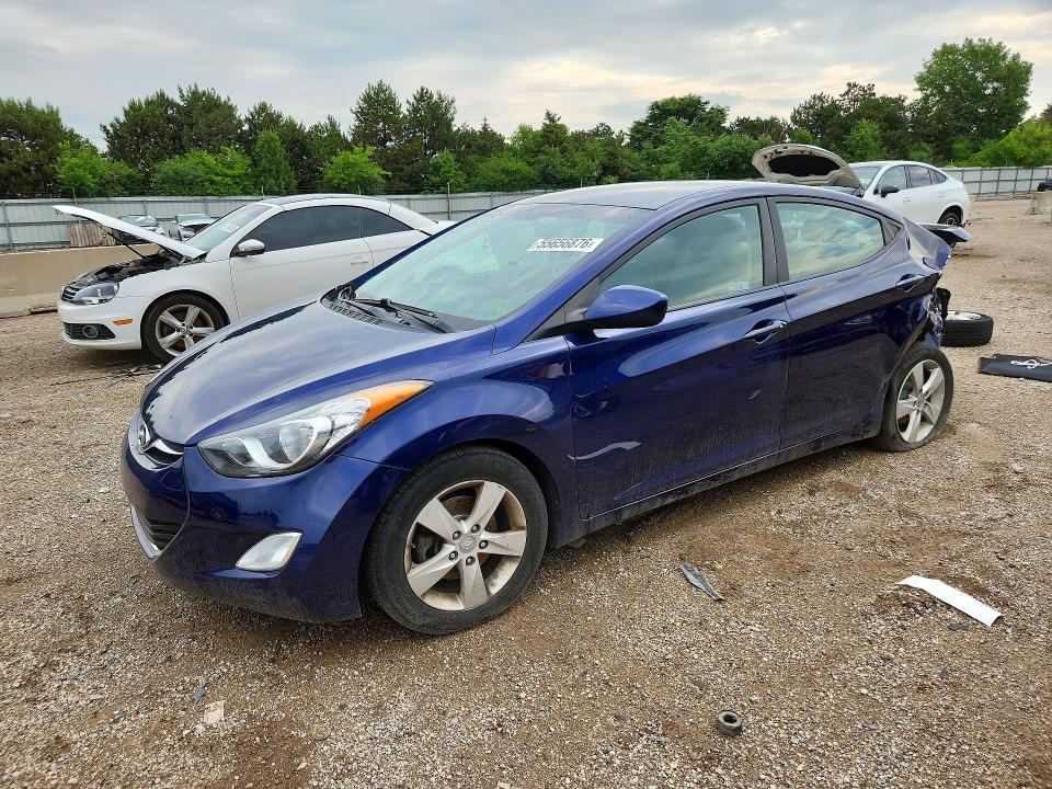 HYUNDAI ELANTRA 2013 with VIN 5NPDH4AE4DH447662 - Photo from auction