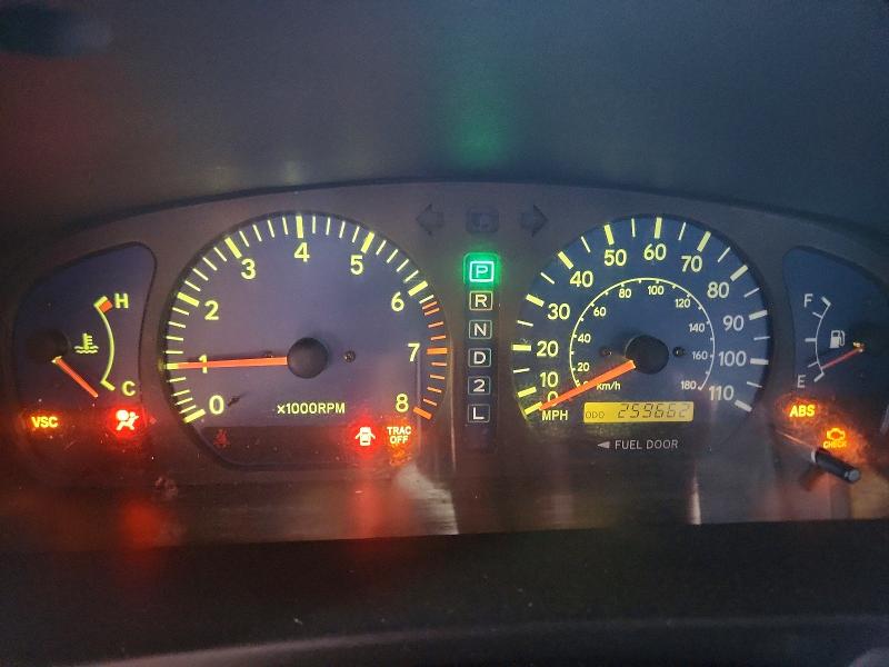 Photo 9 from auction – 2002 TOYOTA SIENNA with VIN 4T3ZF13C82U475587