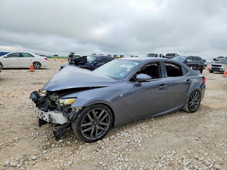 LEXUS IS 2014 with VIN JTHBE1D21E5010122 - Photo from auction